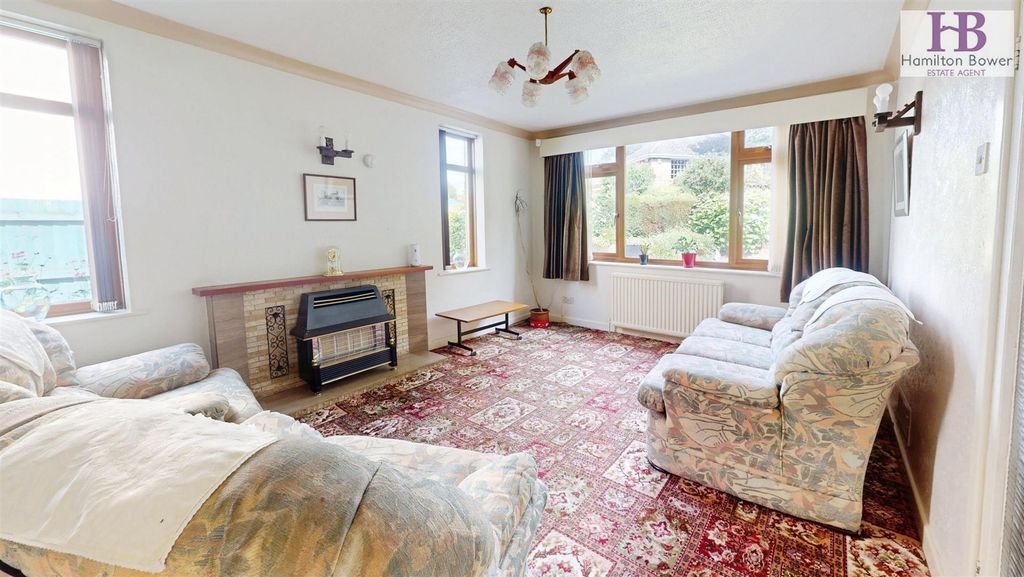 Property photo 2 of 16 6Abc10Da-1-St-Pauls-Grove-08062025_170439.Jpg