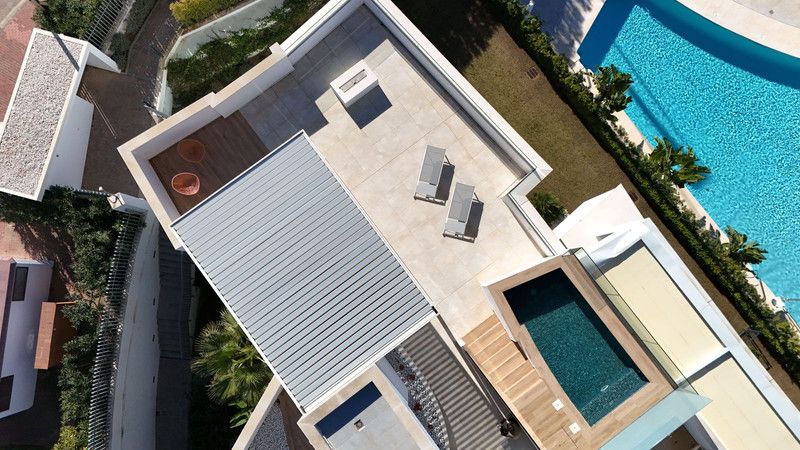 Property photo 3 of 35