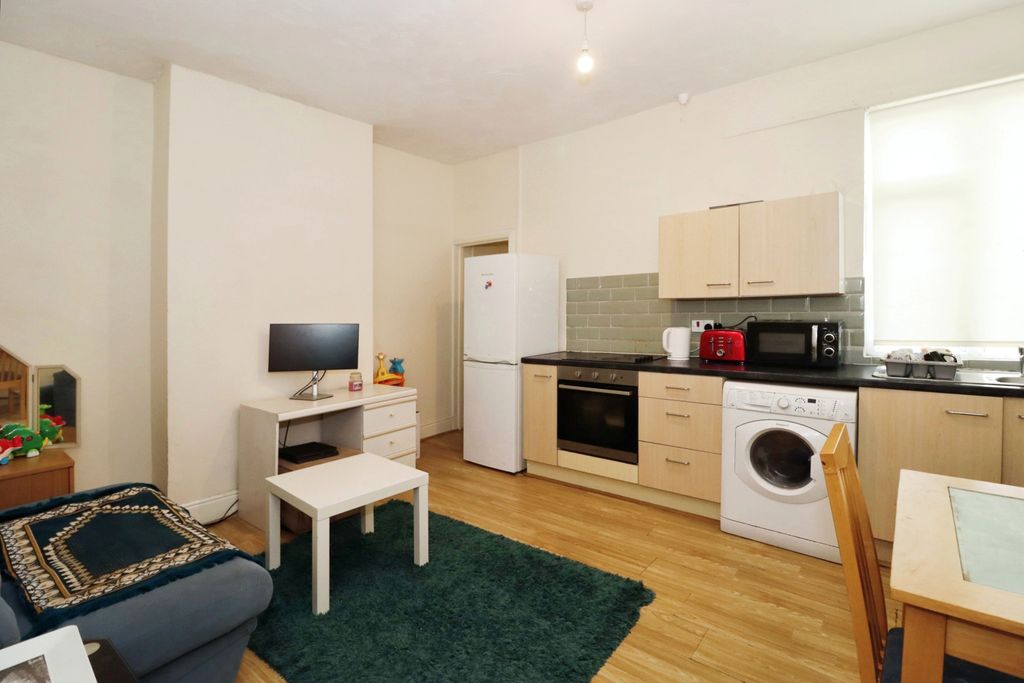 Property photo 2 of 13 Photography