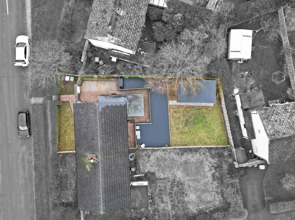 Property photo 2 of 40