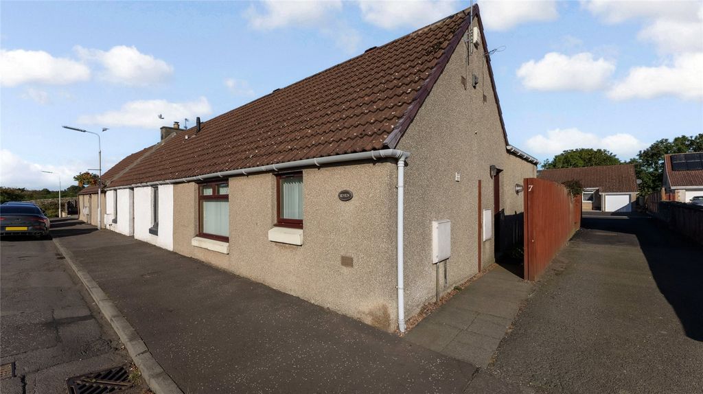 Property photo 2 of 18 Picture No. 04