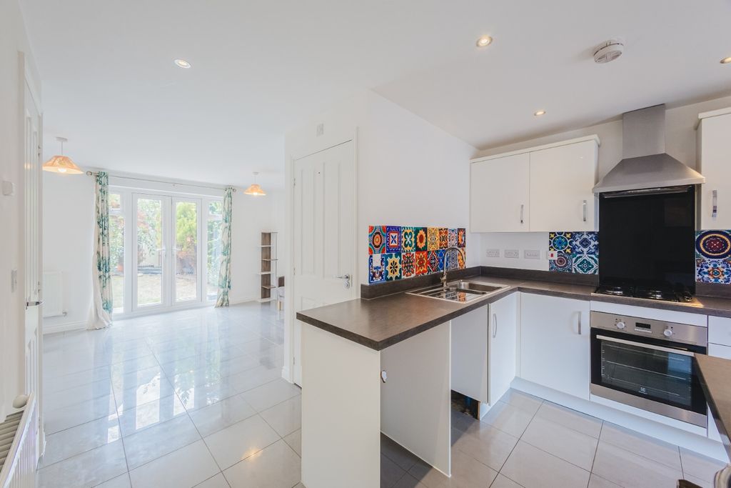 Property photo 2 of 26 3888634
