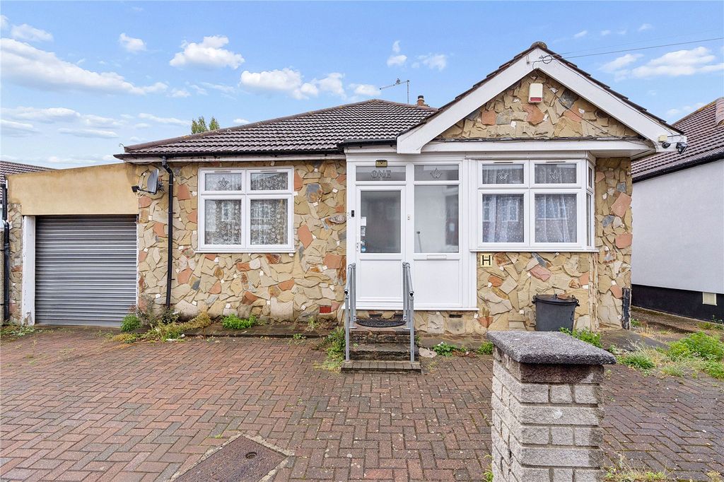 Property photo 1 of 13 Front