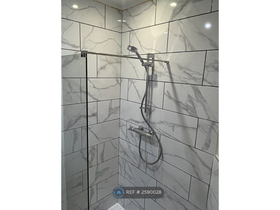Property photo 2 of 5 New Walk In Power Shower