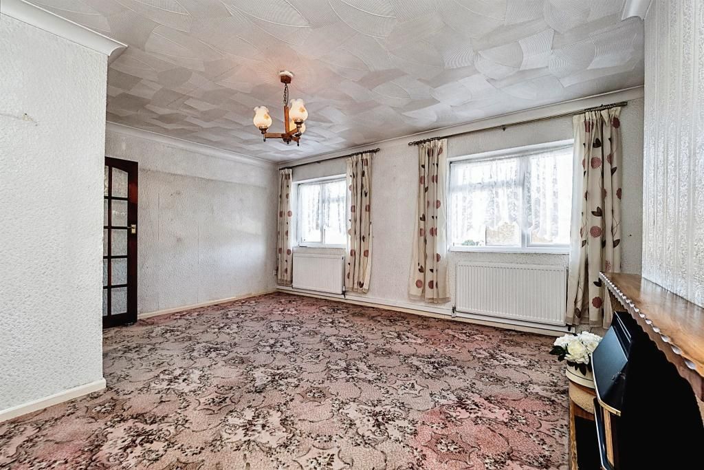 Property photo 3 of 21 B47d20ce9d21E561F1F3155F6B8c1038.Jpg