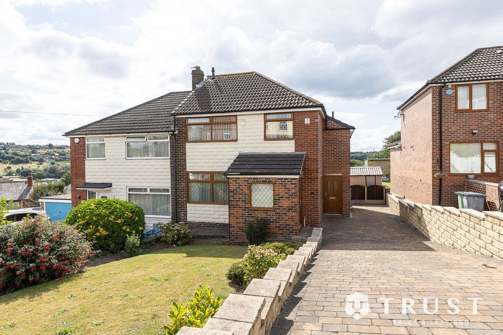 Property photo 1 of 36
