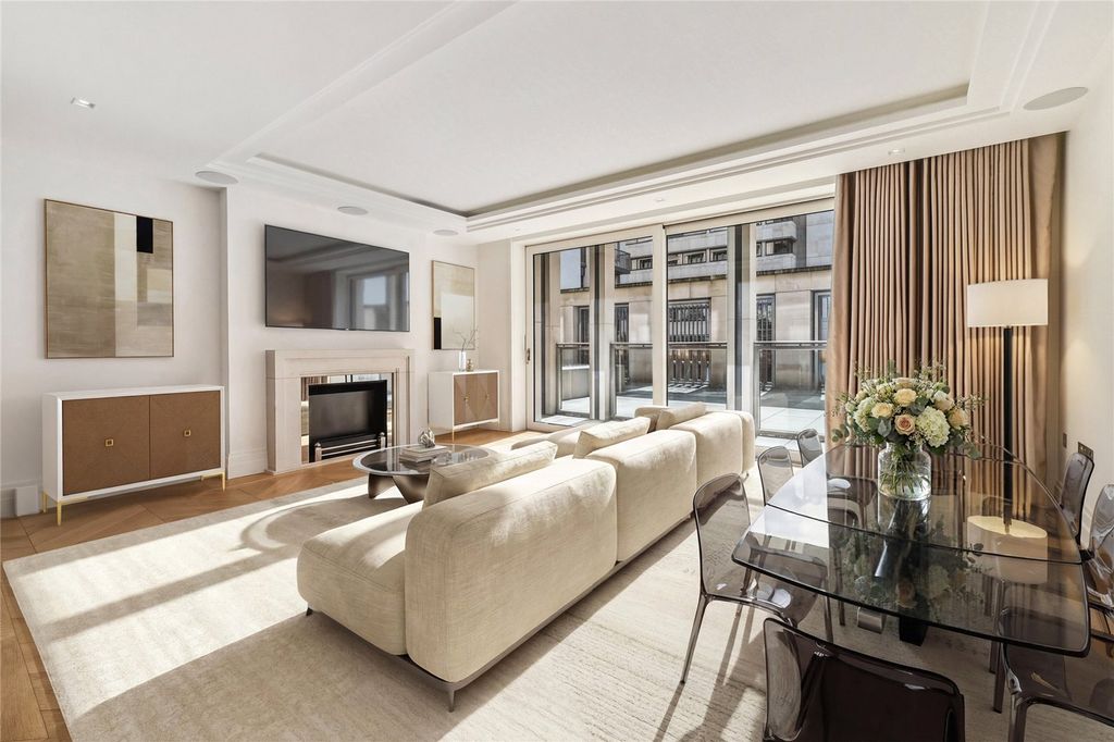 Property photo 1 of 12 Picture No. 17