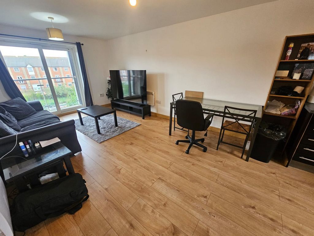 Property photo 2 of 9