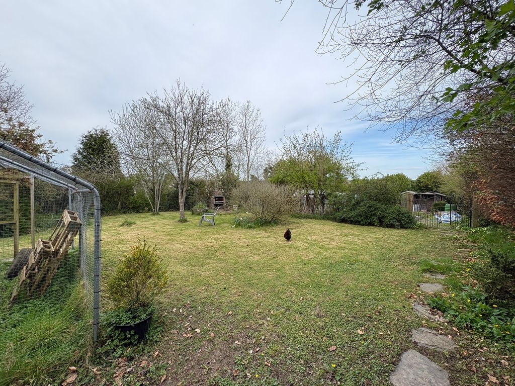 Property photo 3 of 45