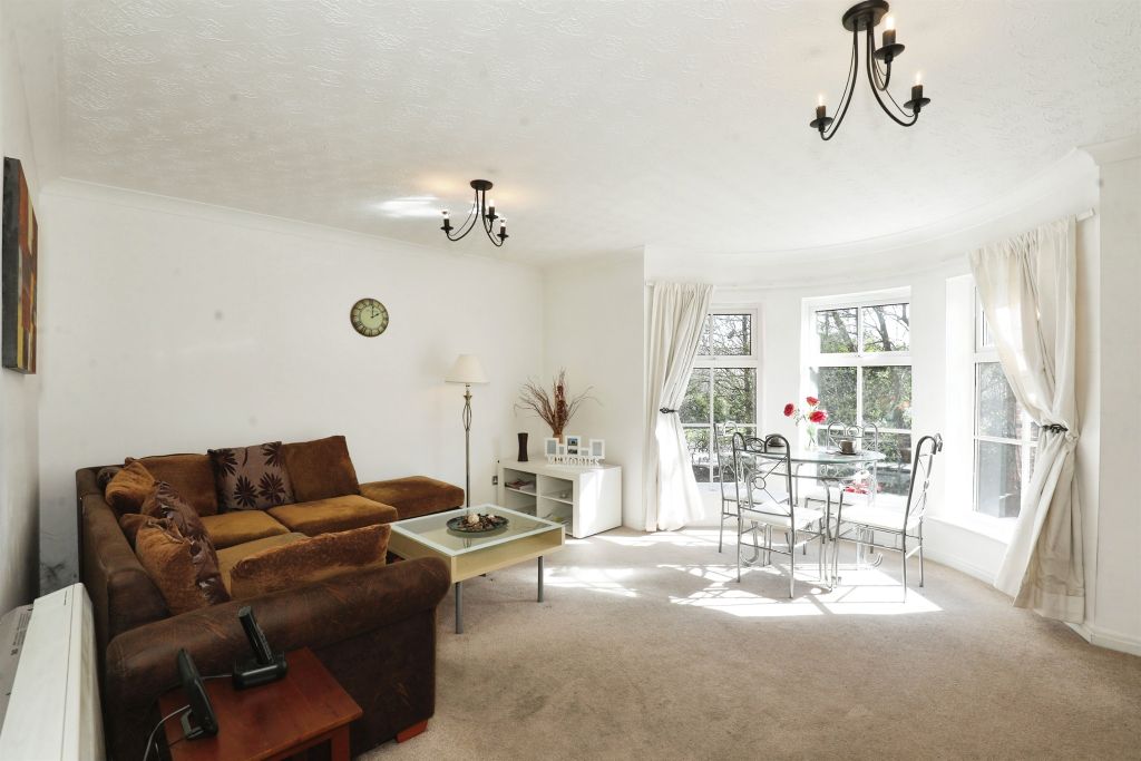 Additional image 7 of 2 bed flat for saleBlakemere Drive, Northwich CW9