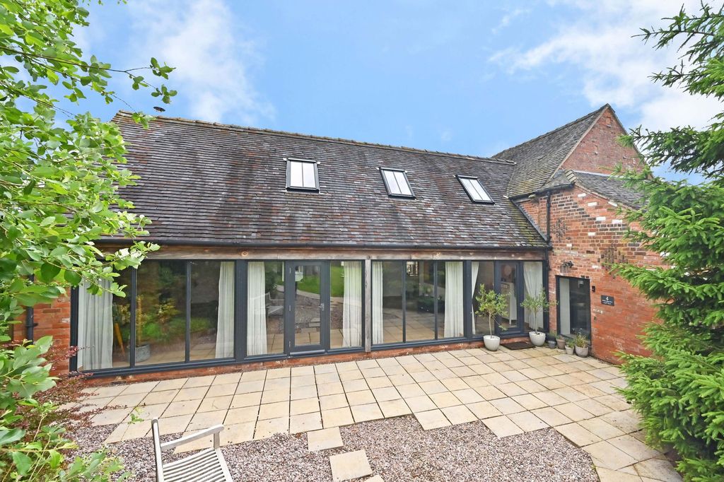 Property photo 1 of 36