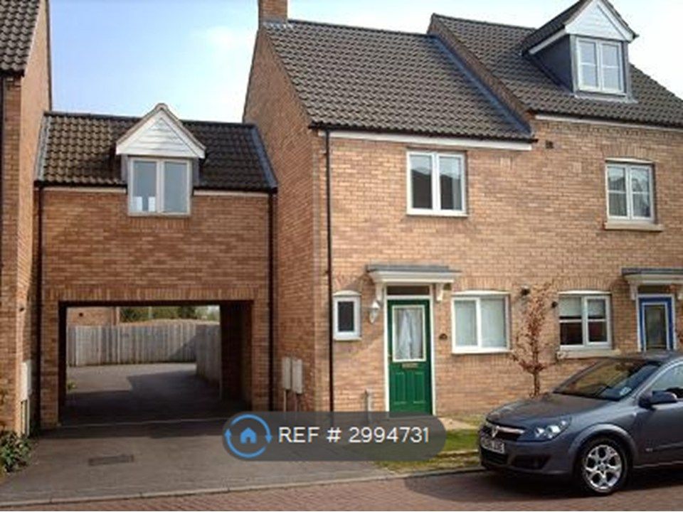 Property photo 1 of 17