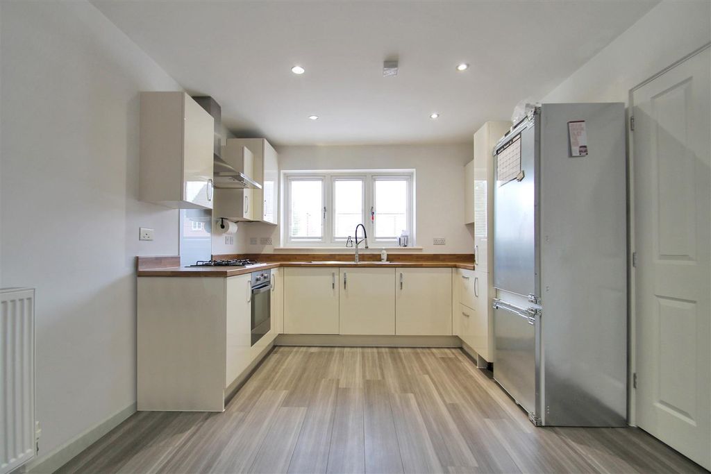 Property photo 3 of 18 Img_1776.Jpg