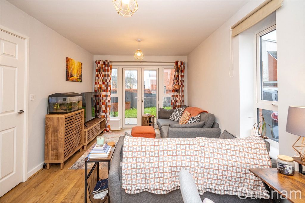 Property photo 2 of 17 Picture No. 05