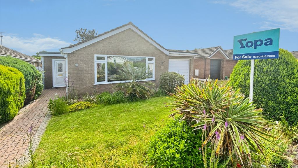 Property photo 1 of 17 Front