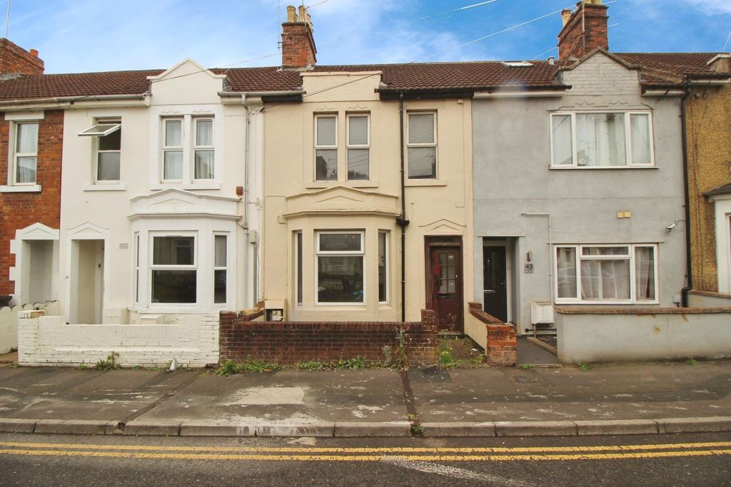 Property photo 1 of 12