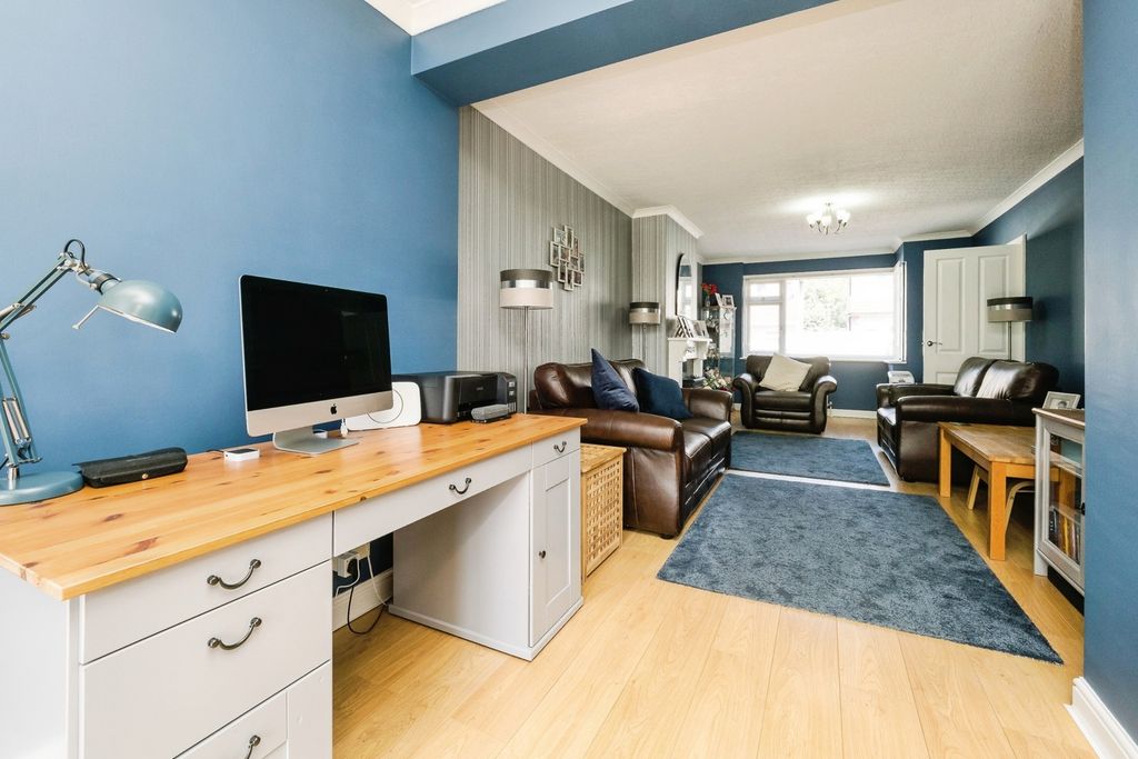 Property photo 2 of 20 Pbox-Img.Jpg