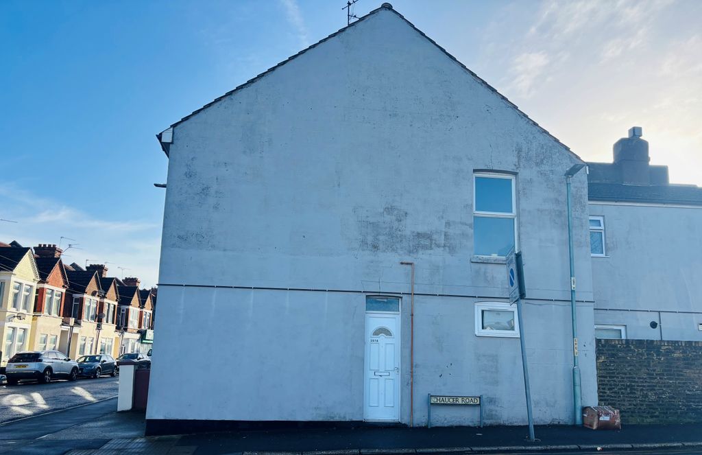 Property photo 1 of 5