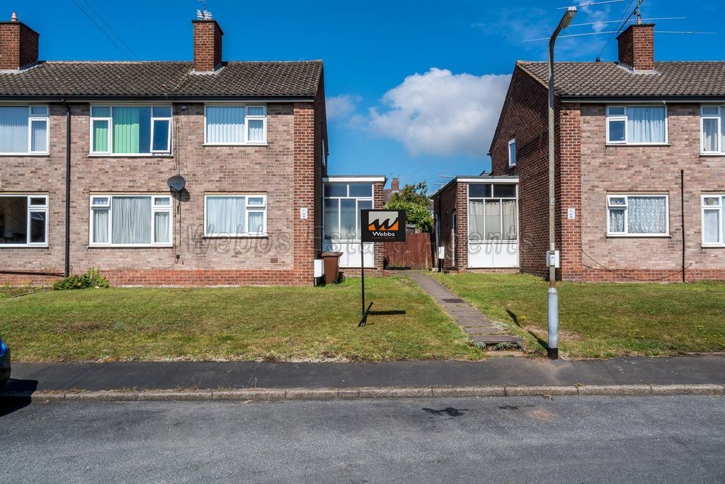 Property photo 1 of 17 Tt5W1Bm4Augcrowmzobcca.Jpg