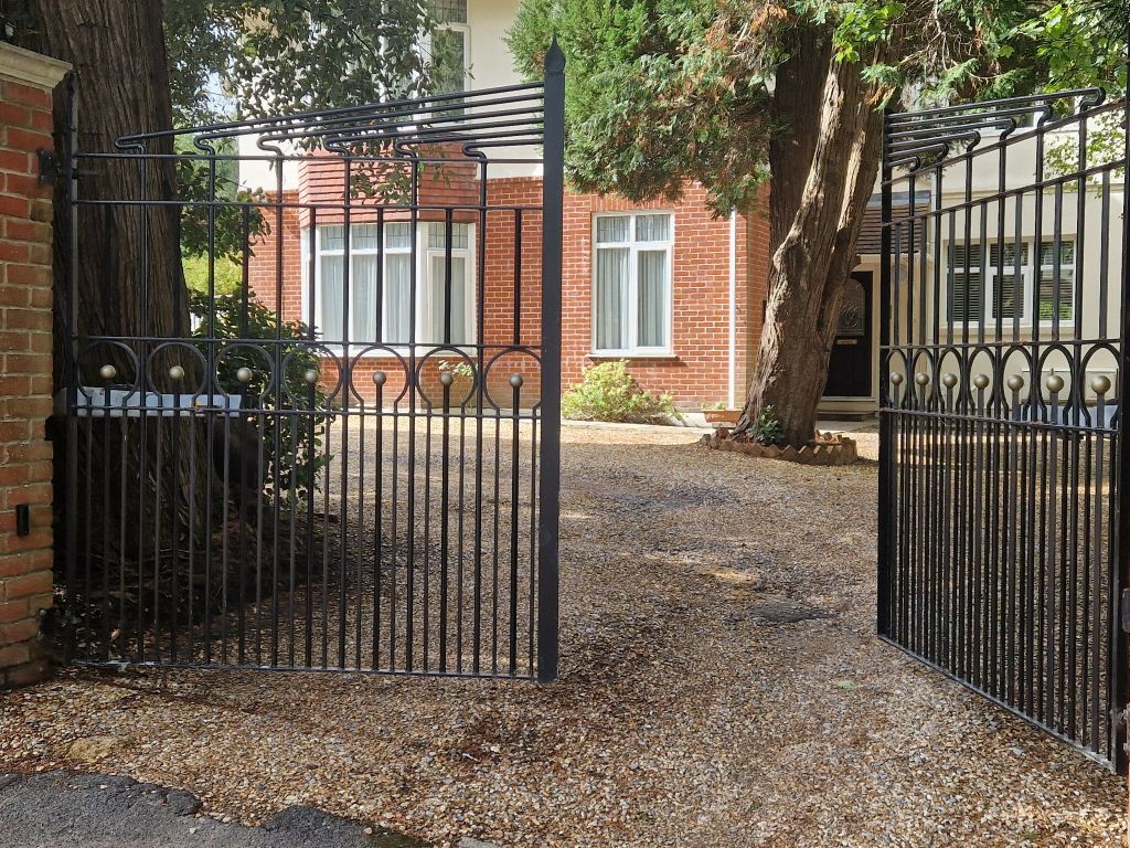 Property photo 1 of 14