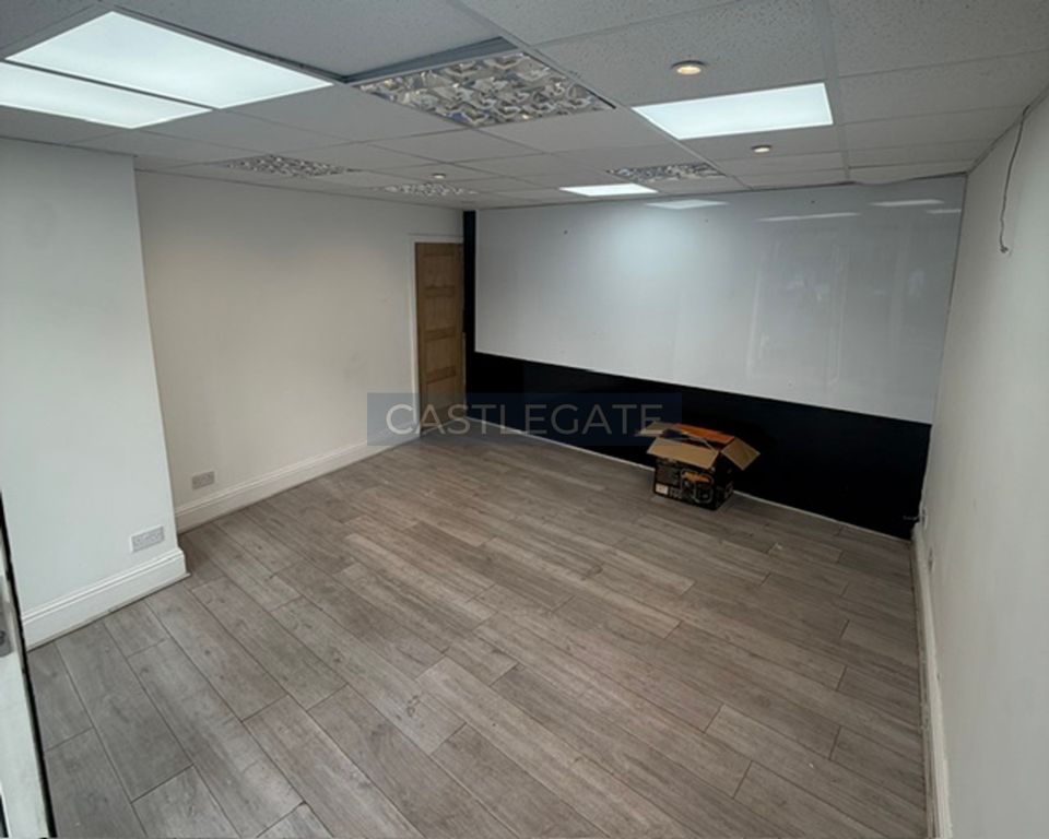 Property photo 3 of 4 63A Yews Hill Road, Lockwood, Huddersfield, HD1 3Sa (3).Jpeg