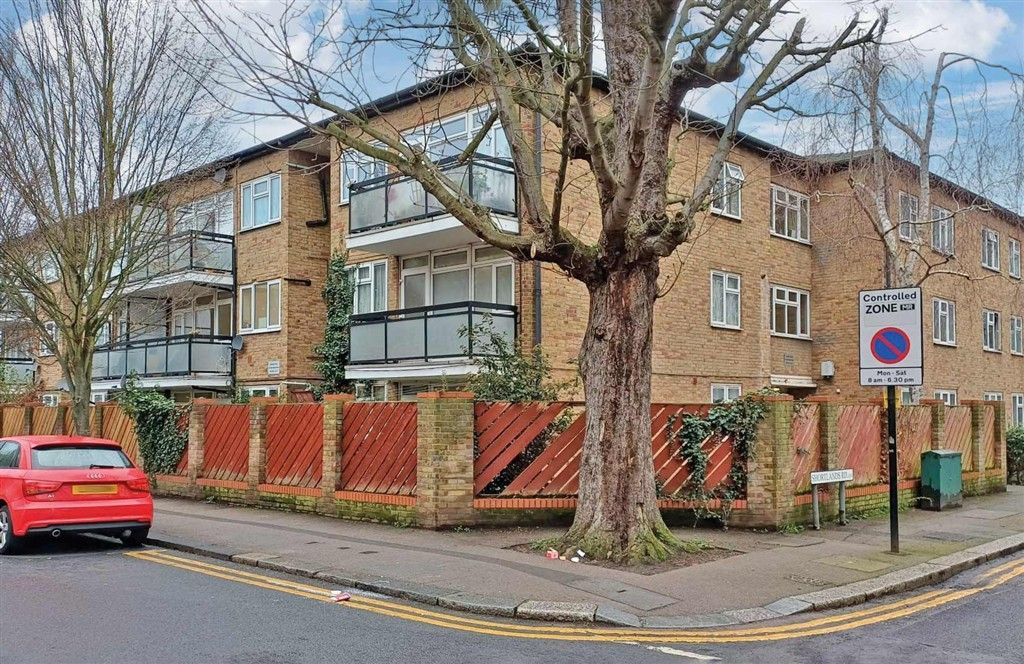 Property photo 1 of 5