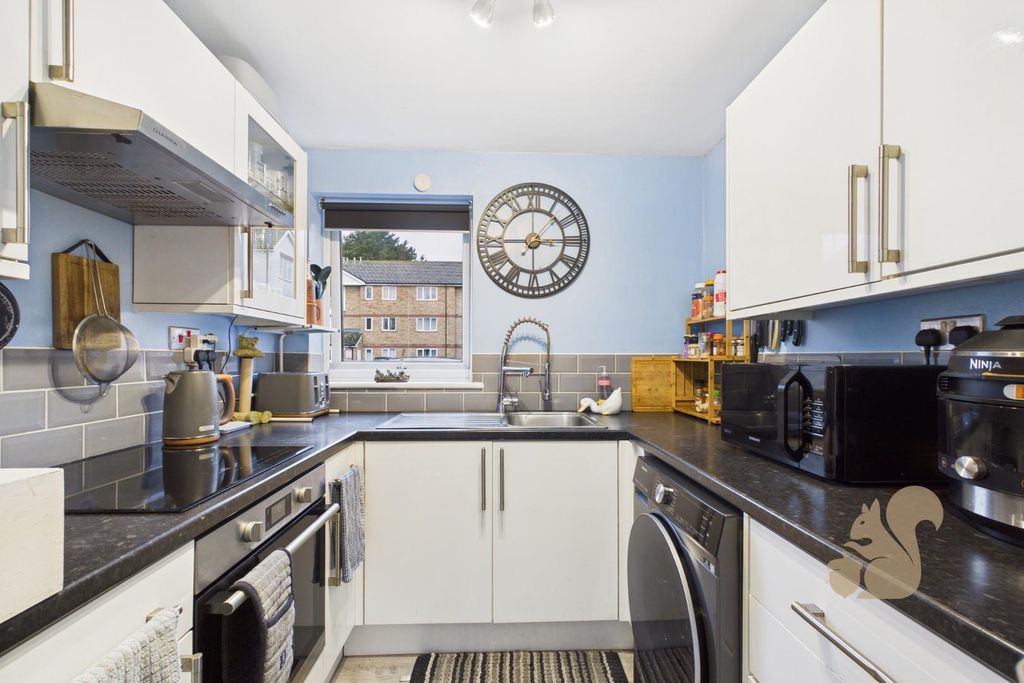 Property photo 2 of 14 Cam01659G0-Pr0701-Still001.Jpg