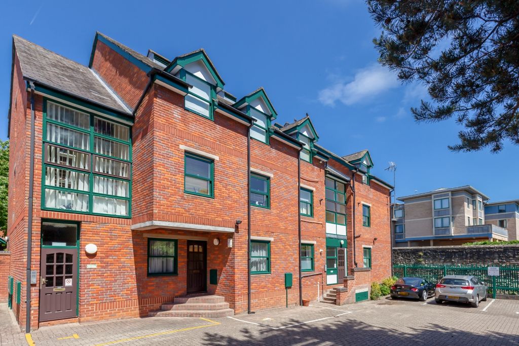 Property photo 2 of 6 61249