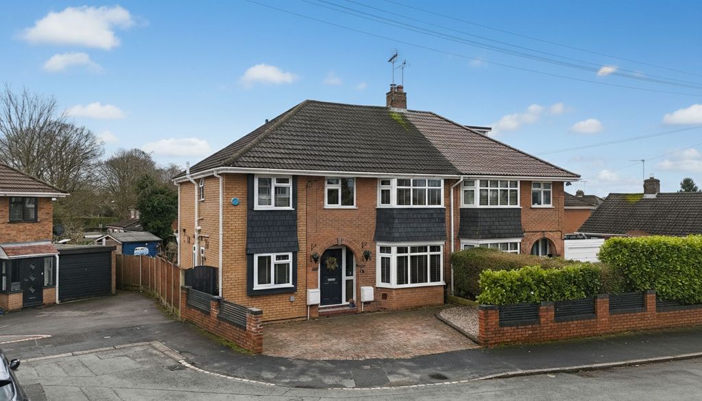 Property photo 1 of 27