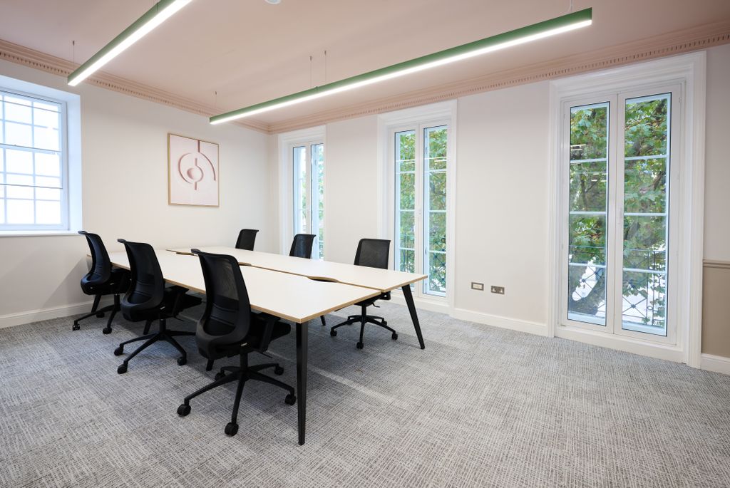 Property photo 2 of 5