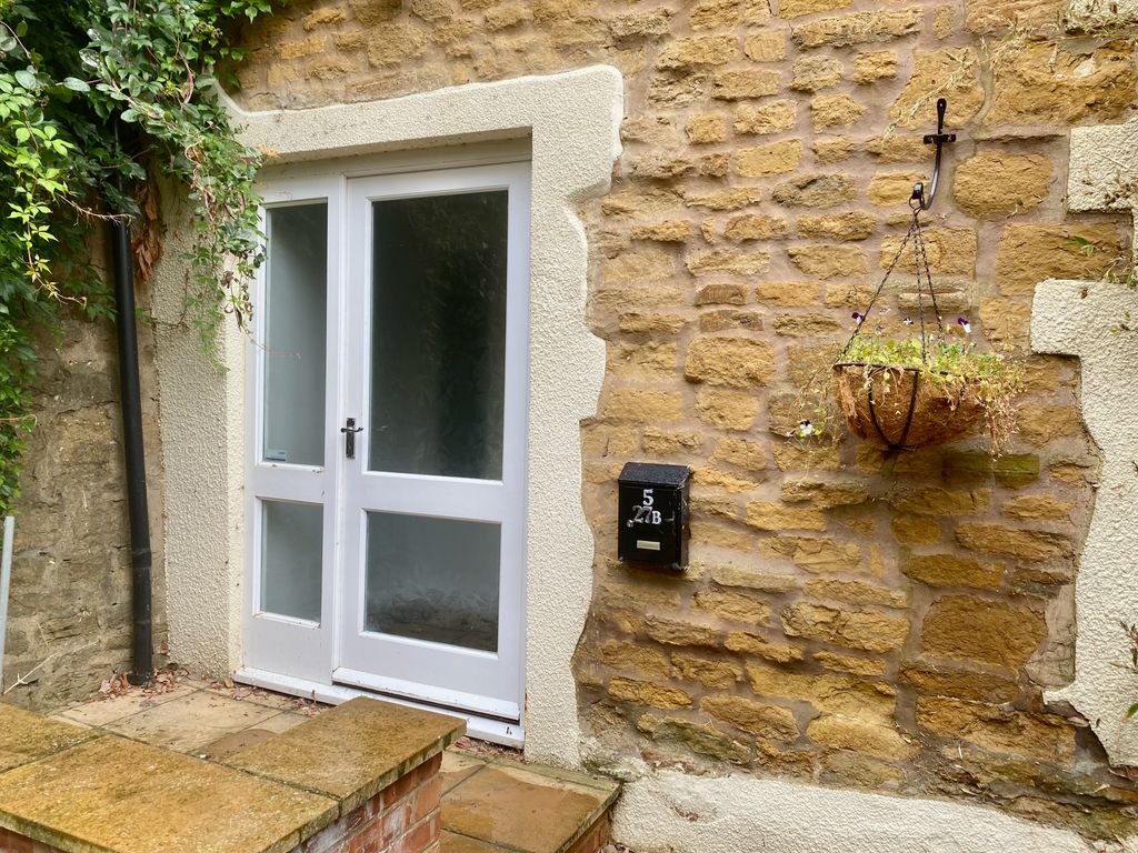 Property photo 1 of 15 Private Entrance To Apartment