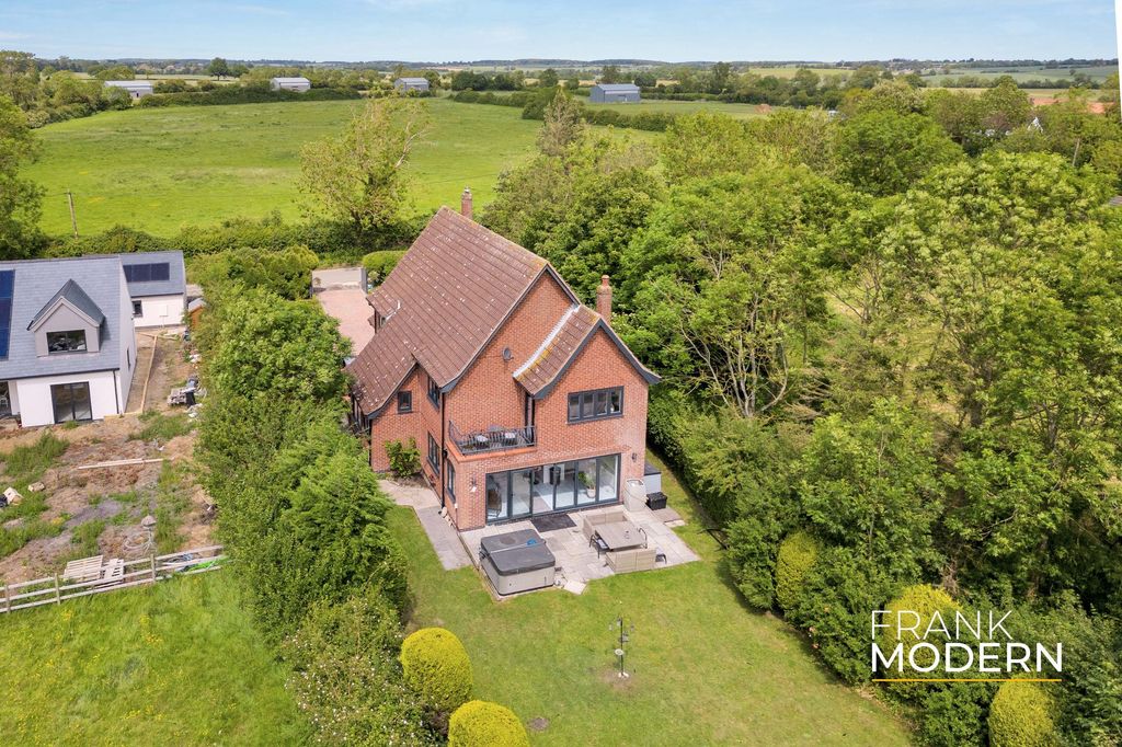 Property photo 1 of 45 Aerial