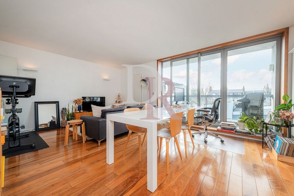 Property photo 2 of 18 Reception Room