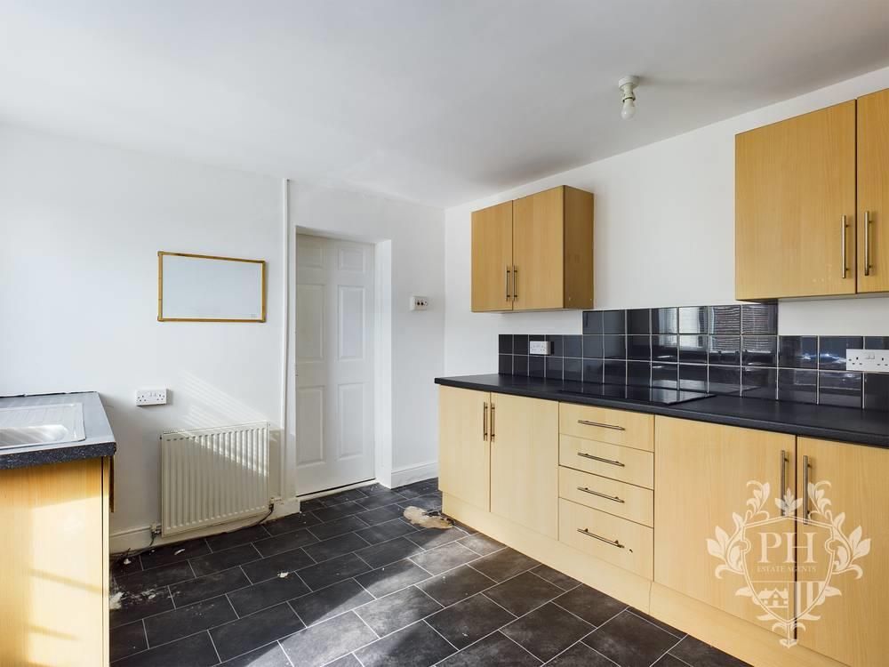 Property photo 3 of 12 Cam00510P1-Pr0129-Still06-Thumbnail-H750-70.Jpg