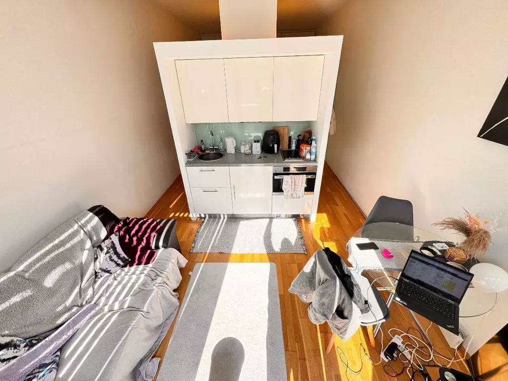 Property photo 2 of 16