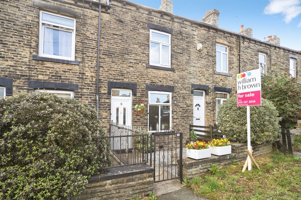 Property photo 1 of 17