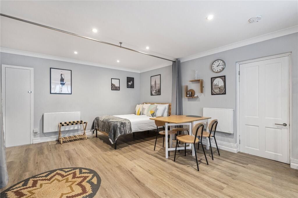 Property photo 3 of 9 4534242
