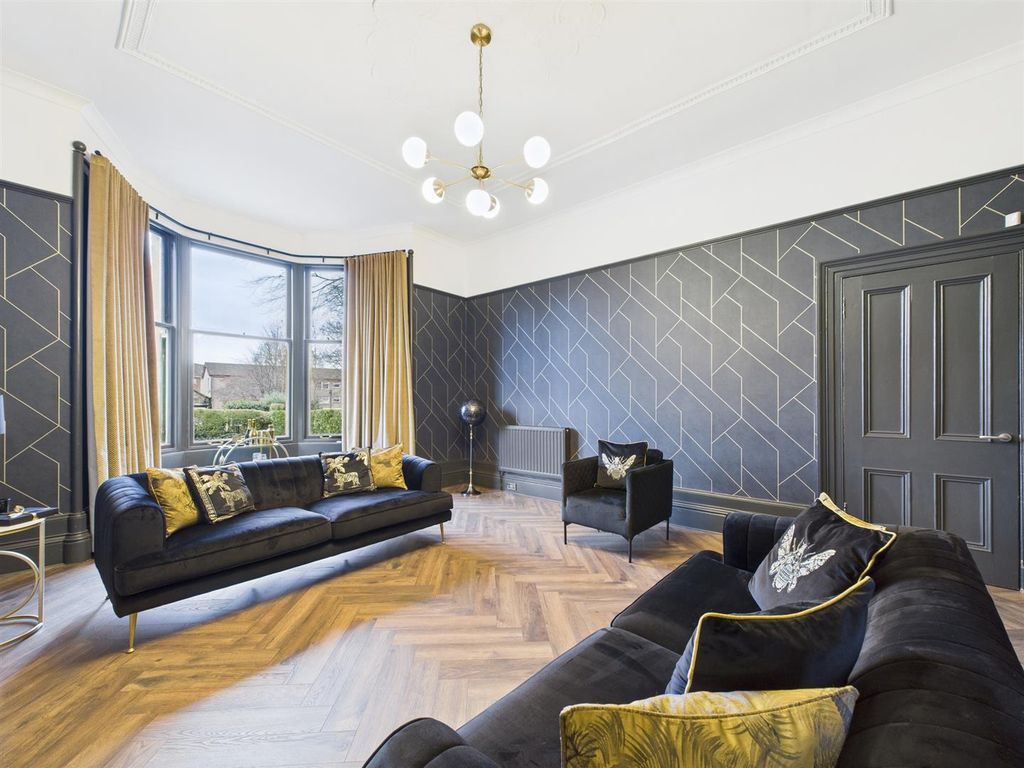 Property photo 3 of 18 Cam03782G0-Pr0246-Still036_Alt.Jpg