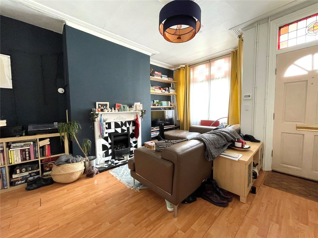 Property photo 2 of 9 Picture No. 07