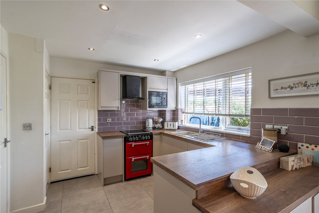 Property photo 3 of 34 Picture No. 61
