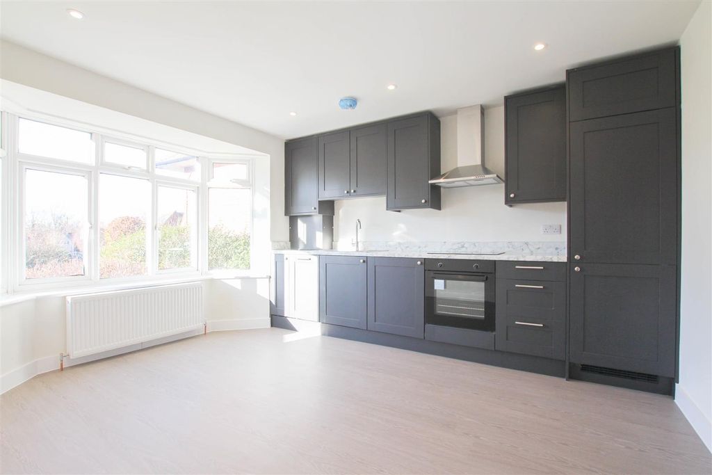 Property photo 2 of 8 Img_8422.Jpg