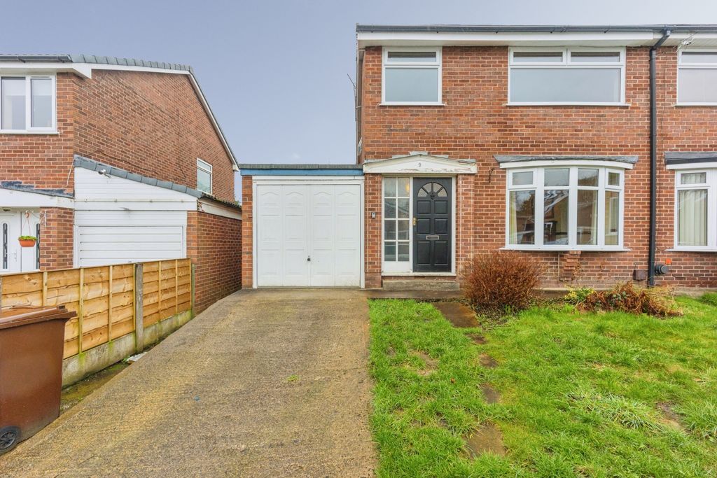 Property photo 1 of 15