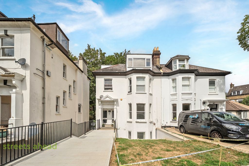 Property photo 1 of 15 335A4Fb9-Fd98-4Ab...