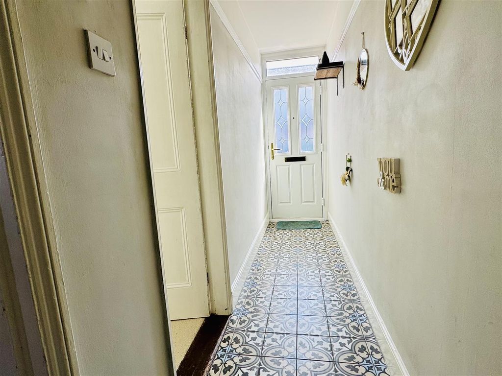 Property photo 2 of 16 Entrance Hall:
