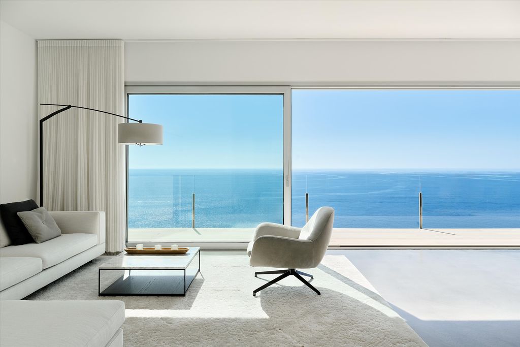 Property photo 3 of 15 Image