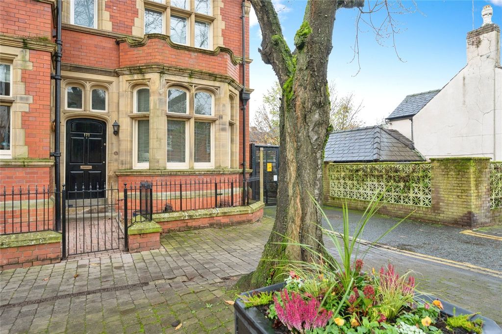 Property photo 1 of 17 Picture No. 18