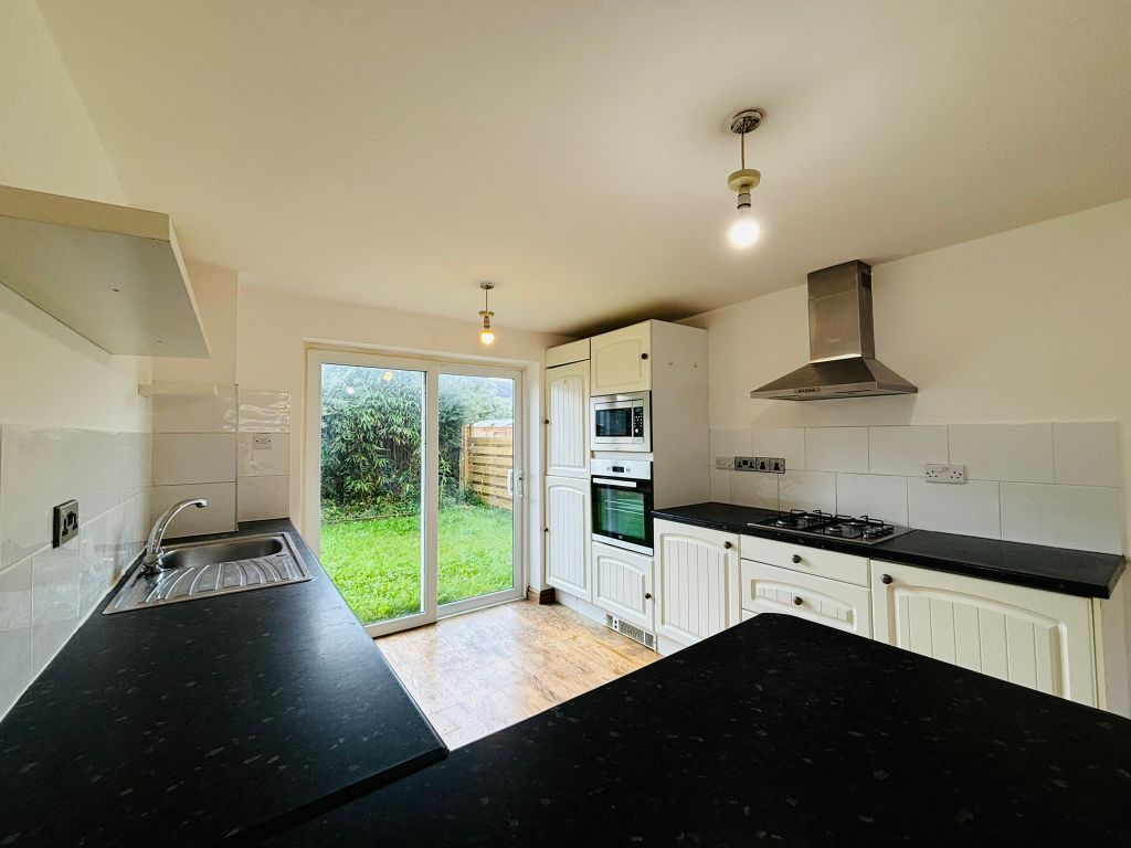 Property photo 3 of 9 Img_5437