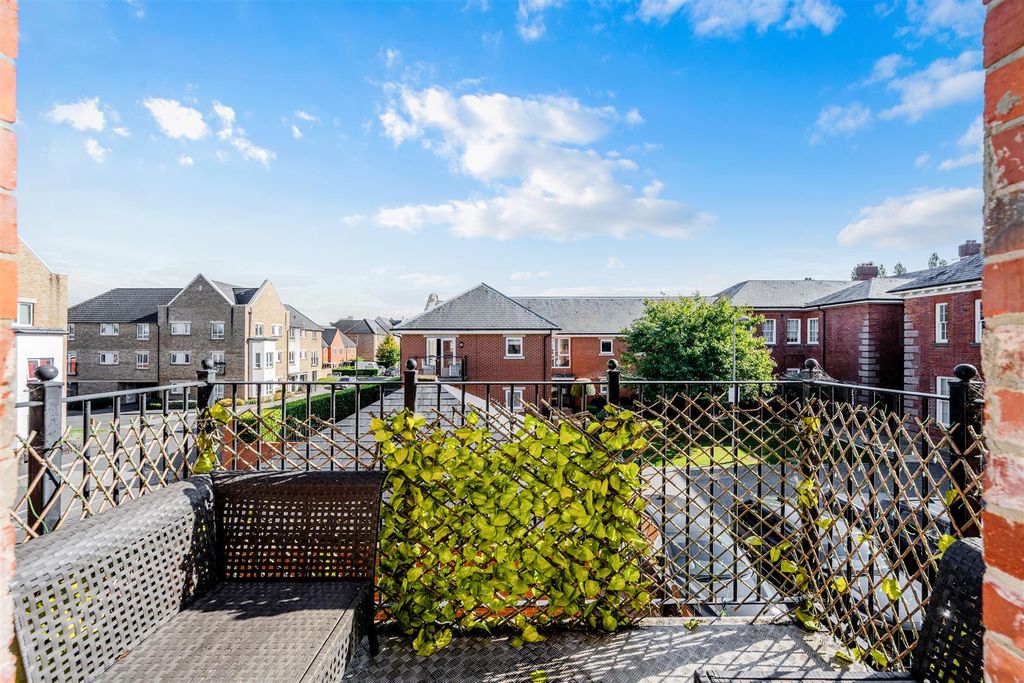 Property photo 1 of 14 Ashford Court (1).Jpg
