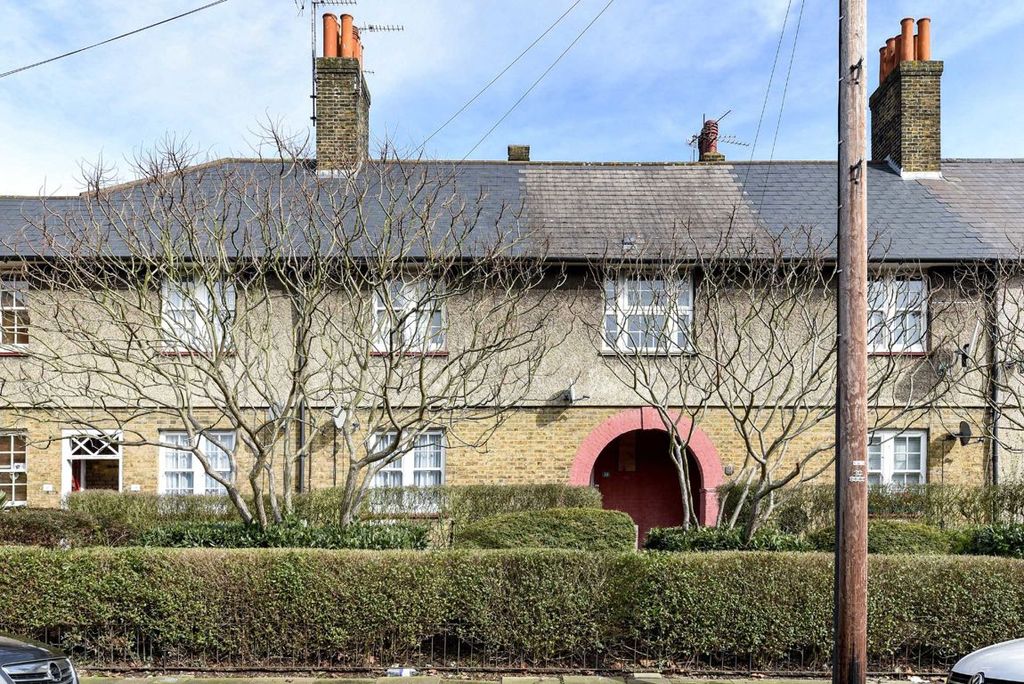 Property photo 1 of 7