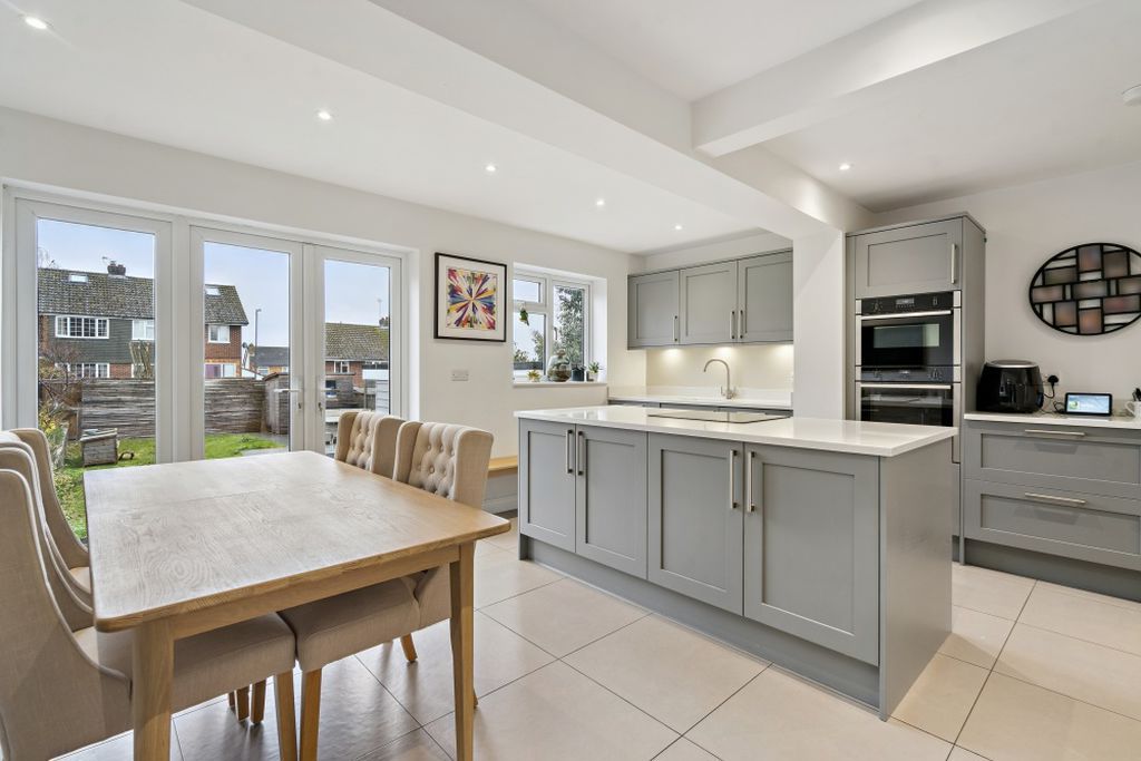 Property photo 2 of 21 Photo 11